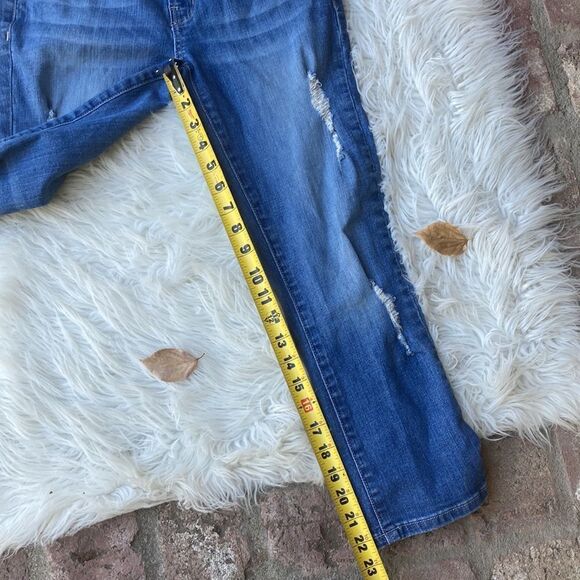 Guess Medium Rise Skinny Distressed Sarah Fit Size 26 - Picture 10 of 12